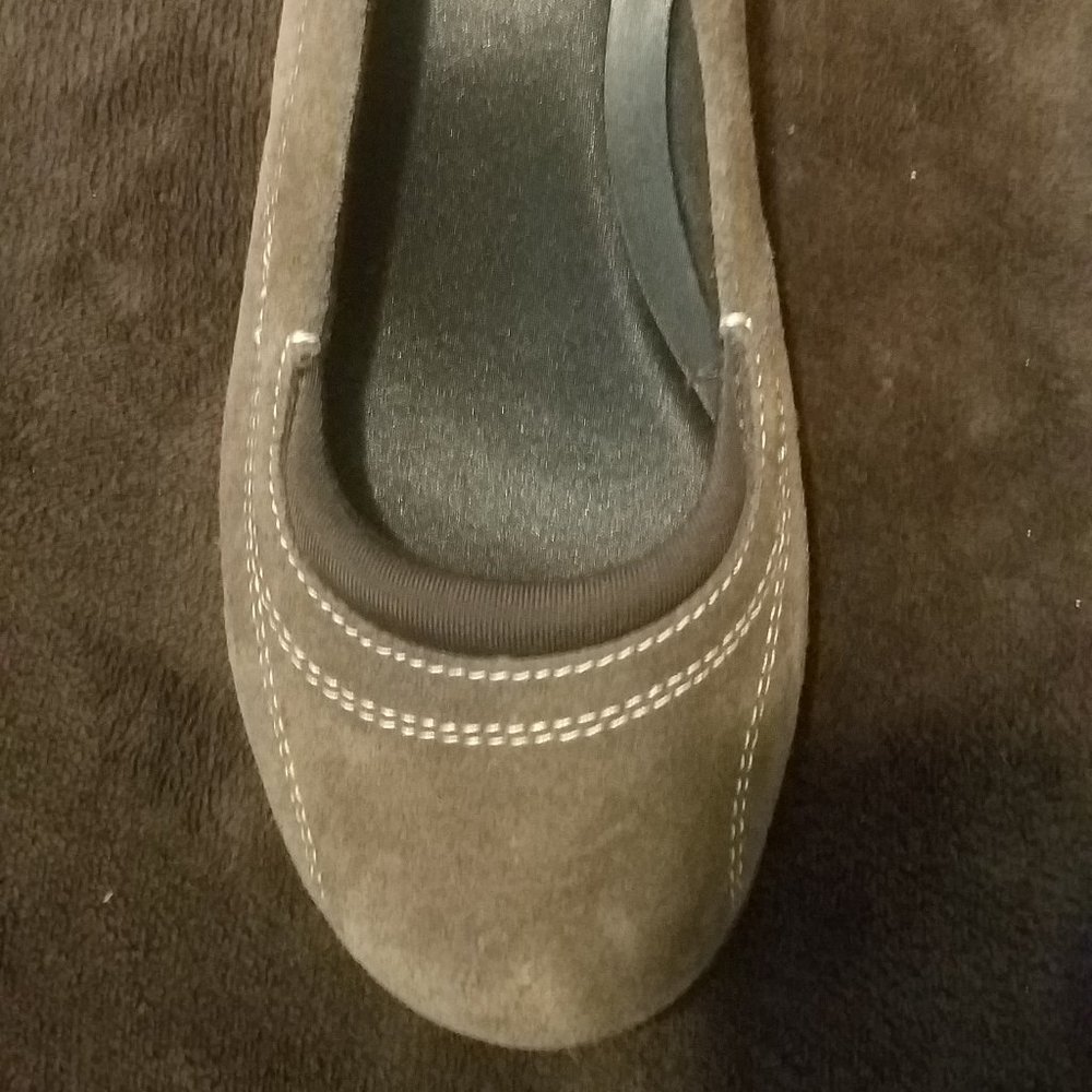 Skechers Brown Suede Walking Shoes 6.5 7.5 - Picture 2 of 4